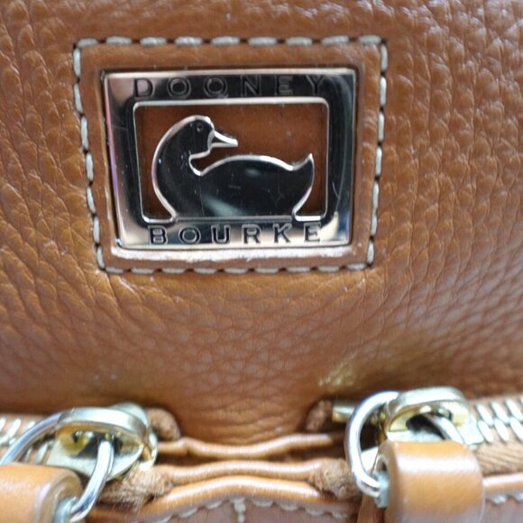 Dooney & Bourke Womens Handbag Tote Beige Leather Hobo Zip Dillen - Picture 2 of 13